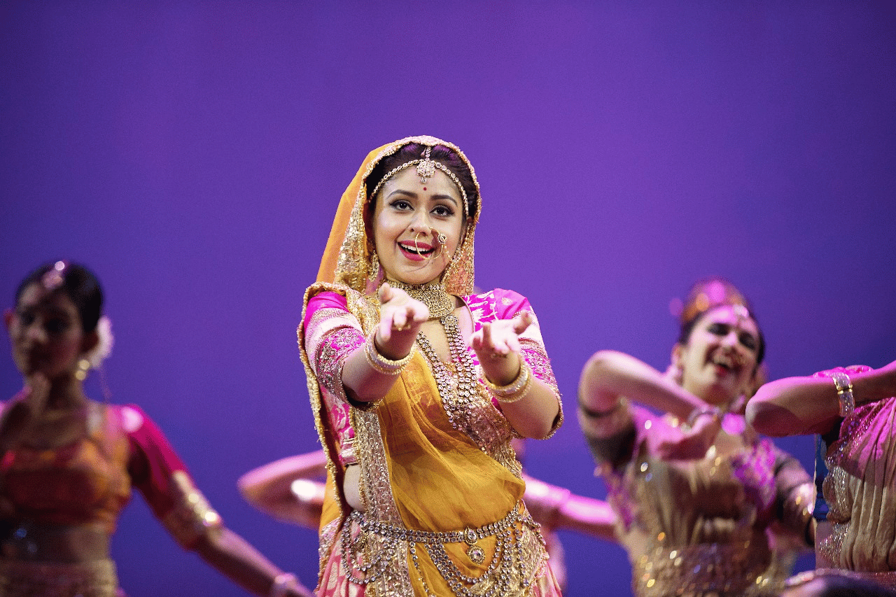Flash Mob Celebrating ‘Mughal-E-Azam: The Musical’ Enthralls Crowds At New York’s Times Square